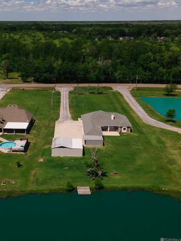 49163 La Hwy 22, St Amant, LA 70774
