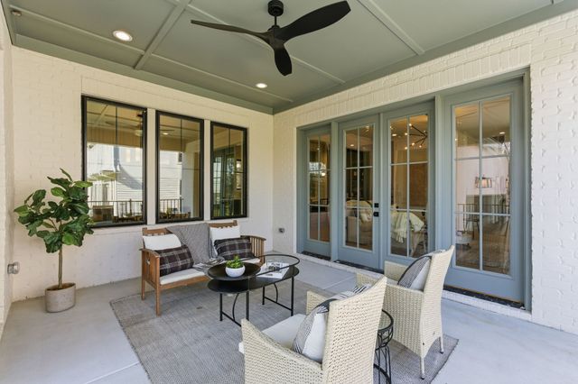 1523 Graybar Ln, Nashville, TN 37215