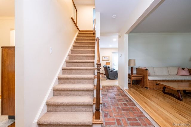 30180 Northgate Drive, Southfield, MI 48076