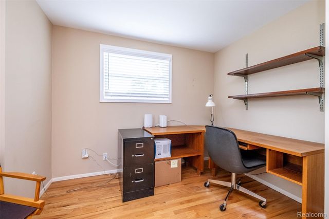 30180 Northgate Drive, Southfield, MI 48076