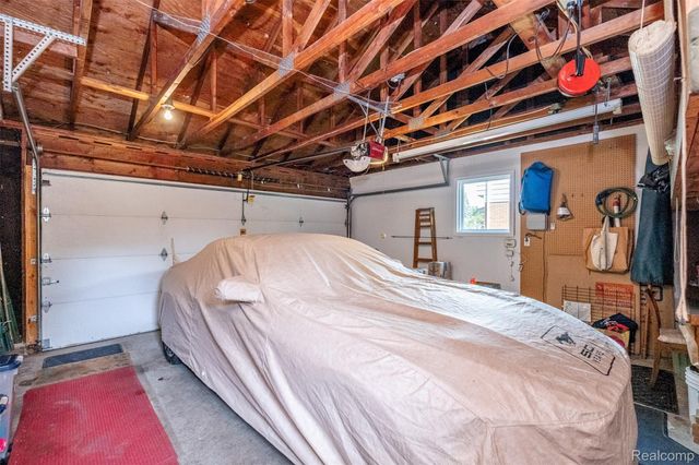 30180 Northgate Drive, Southfield, MI 48076