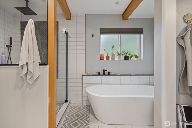 4503 Sunset Drive W, University Place, WA 98466