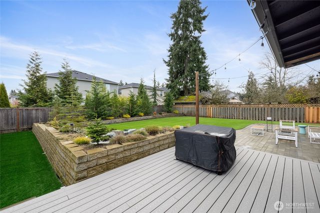 4503 Sunset Drive W, University Place, WA 98466