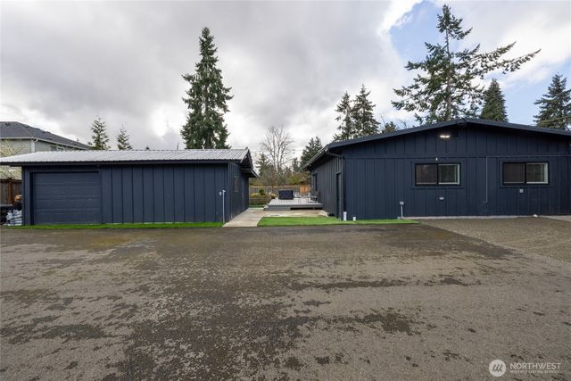 4503 Sunset Drive W, University Place, WA 98466