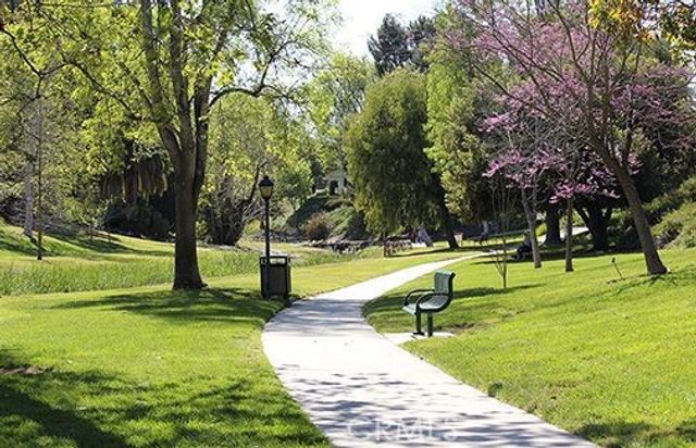 100 Via Estrada O, Laguna Woods, CA 92637