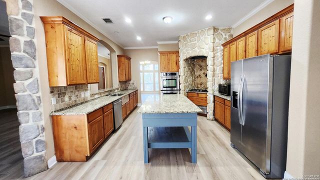 26122 Hootananny, San Antonio, TX 78260