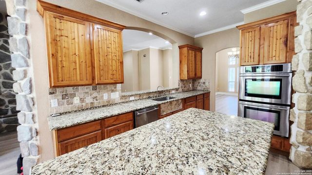 26122 Hootananny, San Antonio, TX 78260