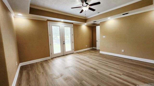 26122 Hootananny, San Antonio, TX 78260