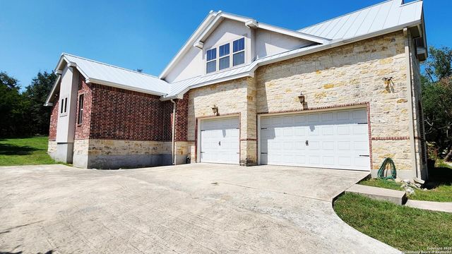 26122 Hootananny, San Antonio, TX 78260
