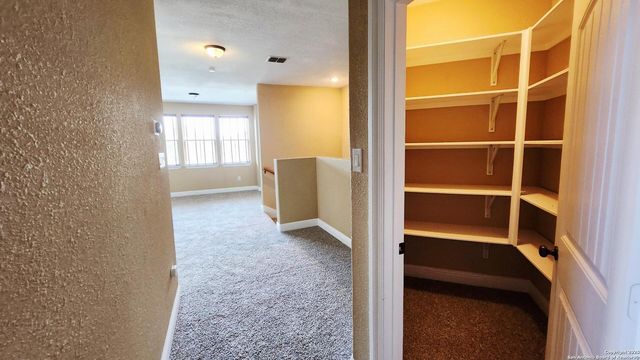 26122 Hootananny, San Antonio, TX 78260