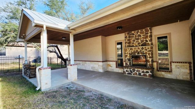 26122 Hootananny, San Antonio, TX 78260