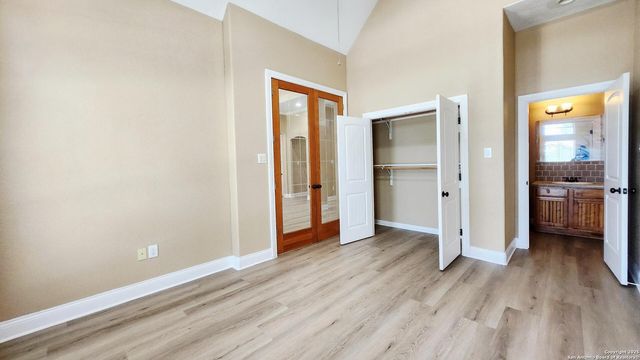 26122 Hootananny, San Antonio, TX 78260