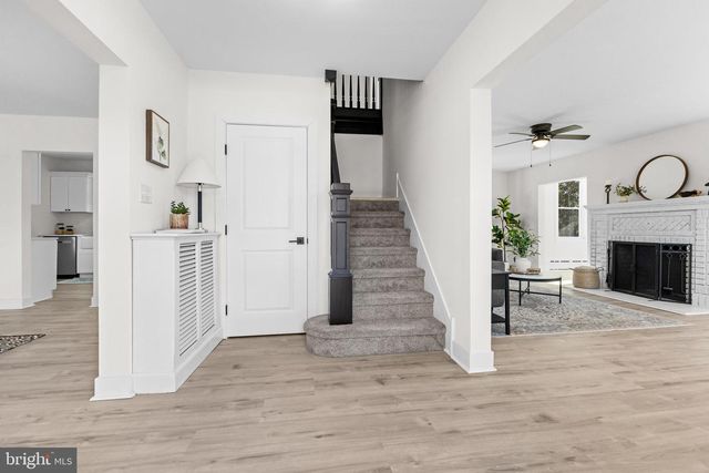 1040 N MAIN ST, Pitman, NJ 08071