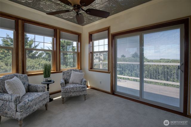 144 Sand Dune Avenue SW, Ocean Shores, WA 98569