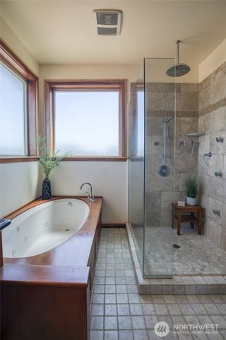 144 Sand Dune Avenue SW, Ocean Shores, WA 98569