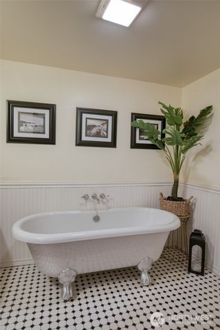 144 Sand Dune Avenue SW, Ocean Shores, WA 98569