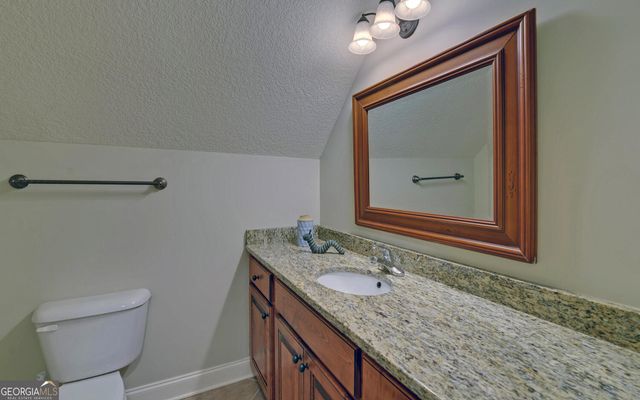 60 Browns Lane Road, Hartwell, GA 30643