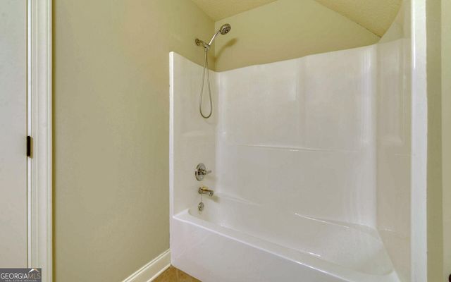 60 Browns Lane Road, Hartwell, GA 30643