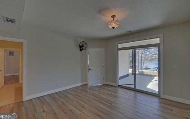 60 Browns Lane Road, Hartwell, GA 30643