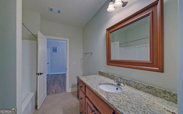 60 Browns Lane Road, Hartwell, GA 30643