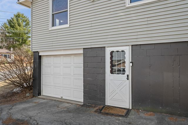 123 Berlin Street, Barre City, VT 05641