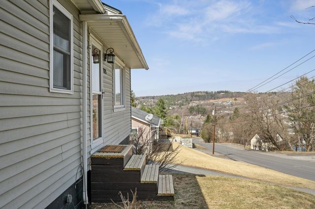 123 Berlin Street, Barre City, VT 05641