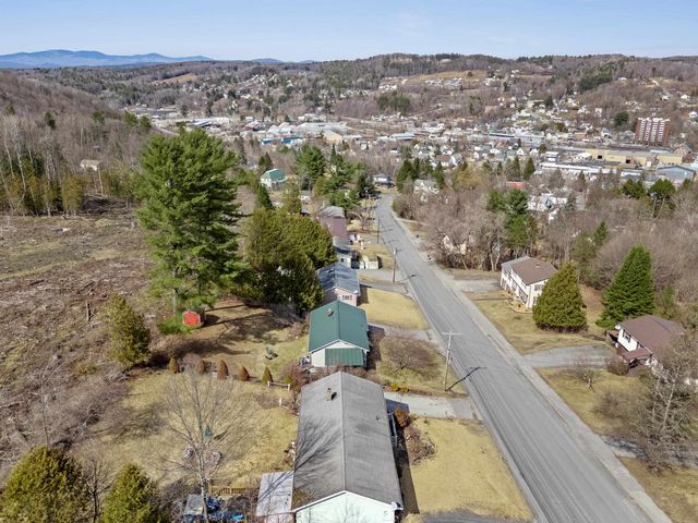 123 Berlin Street, Barre City, VT 05641