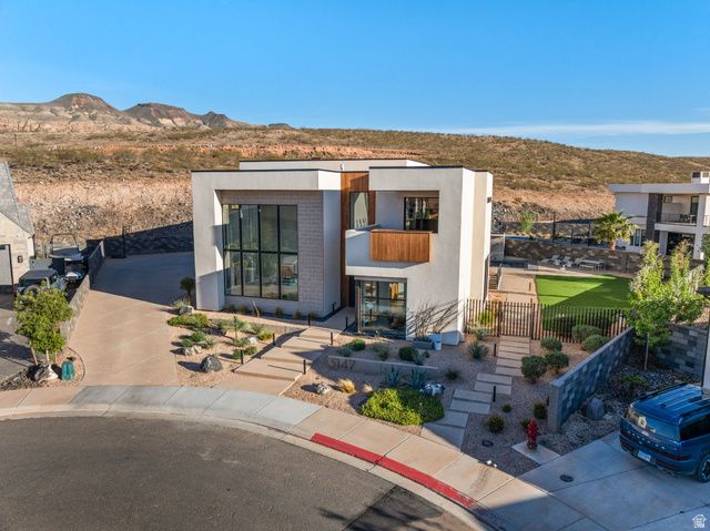 3147 S MESA VERDE CIR, Hurricane, UT 84737