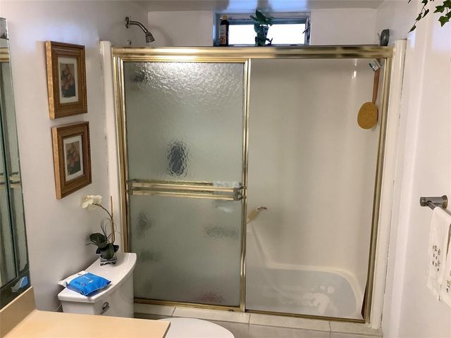 2300 NE 1st Lane 107, Boynton Beach, FL 33435