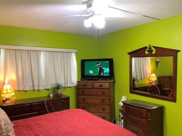 2300 NE 1st Lane 107, Boynton Beach, FL 33435
