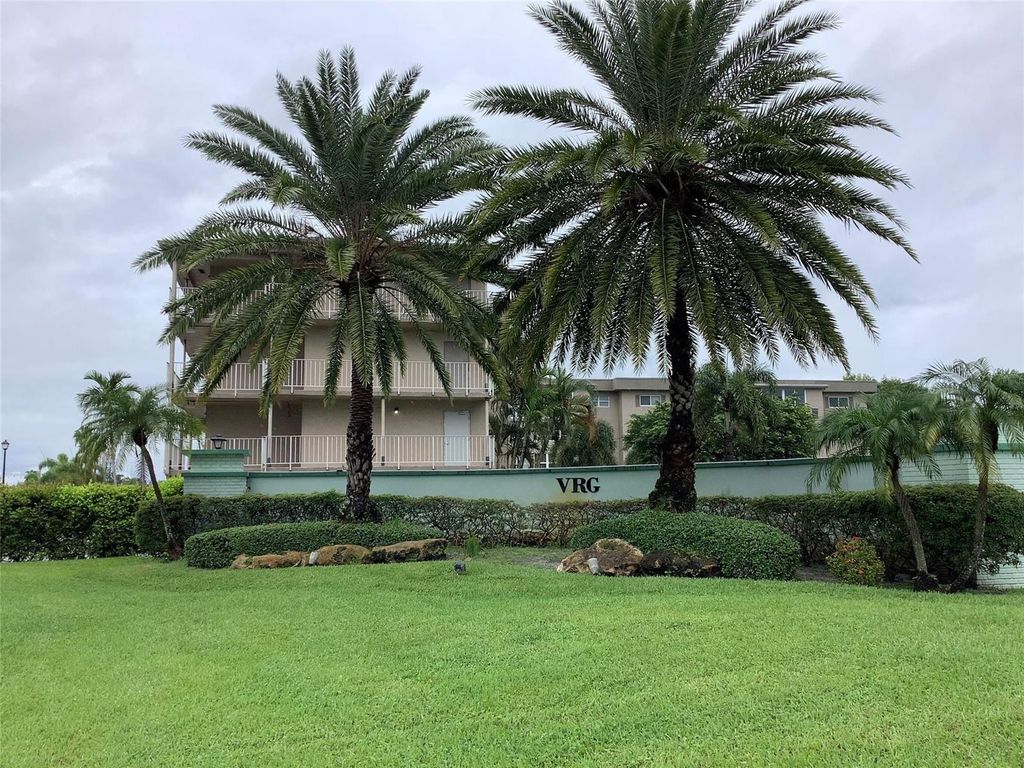 2300 NE 1st Lane 107, Boynton Beach, FL 33435