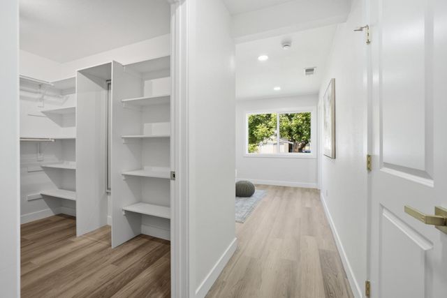 1556 Santa Monica Avenue, San Jose, CA 95118