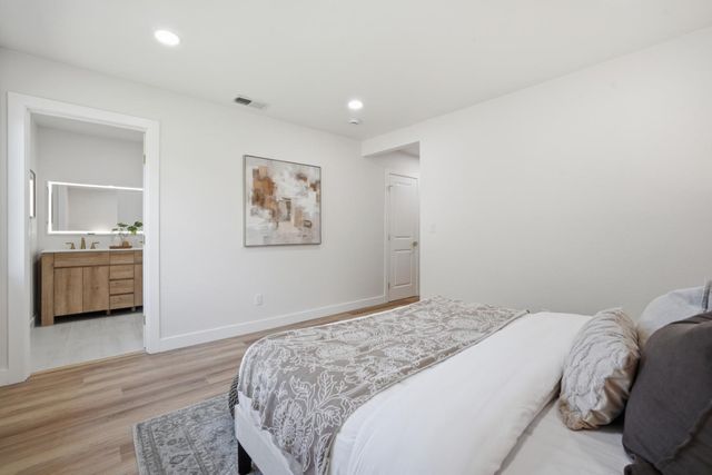 1556 Santa Monica Avenue, San Jose, CA 95118