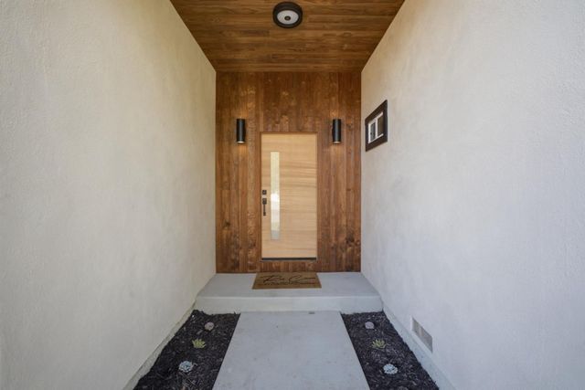 1556 Santa Monica Avenue, San Jose, CA 95118