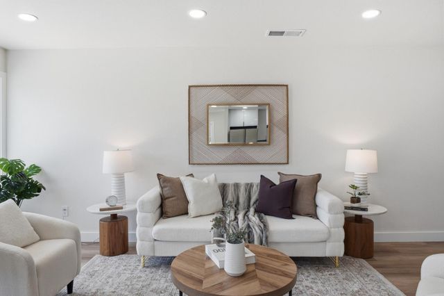 1556 Santa Monica Avenue, San Jose, CA 95118