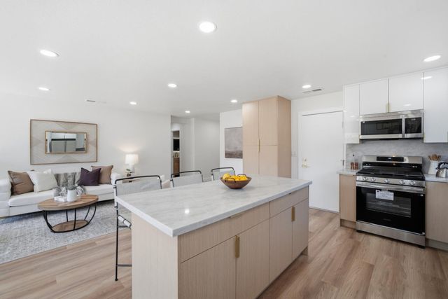1556 Santa Monica Avenue, San Jose, CA 95118