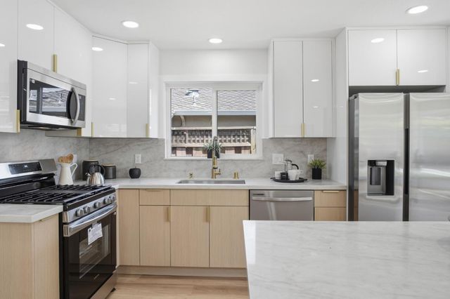 1556 Santa Monica Avenue, San Jose, CA 95118