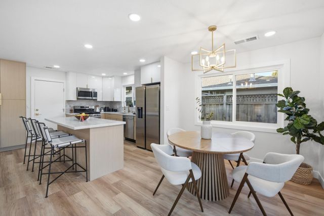 1556 Santa Monica Avenue, San Jose, CA 95118