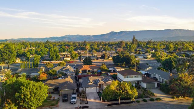 1556 Santa Monica Avenue, San Jose, CA 95118
