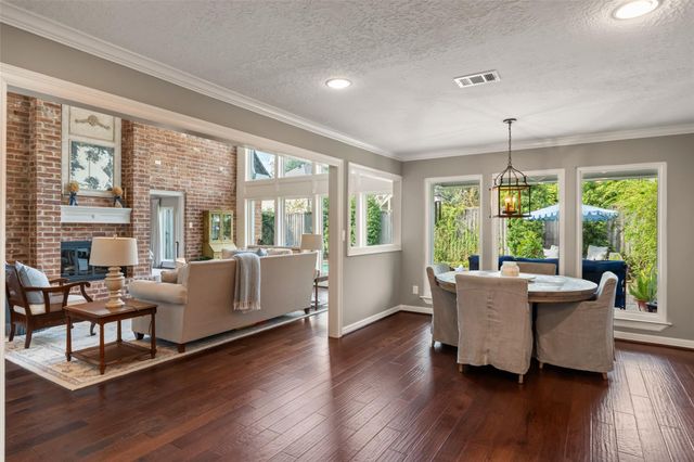 926 Ivy Wall Drive, Houston, TX 77079