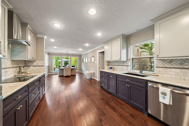 926 Ivy Wall Drive, Houston, TX 77079