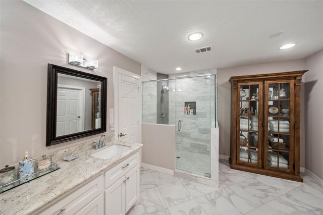 926 Ivy Wall Drive, Houston, TX 77079