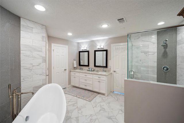 926 Ivy Wall Drive, Houston, TX 77079