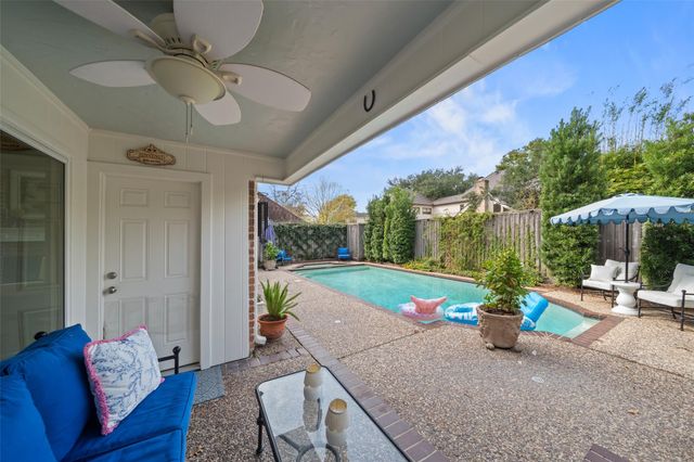 926 Ivy Wall Drive, Houston, TX 77079