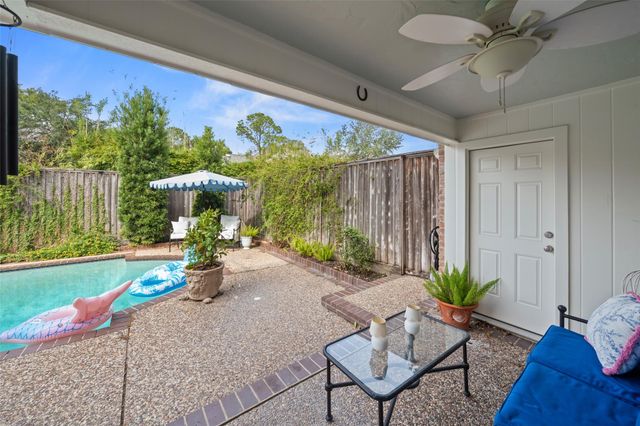 926 Ivy Wall Drive, Houston, TX 77079