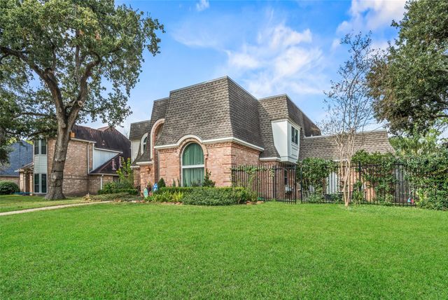 926 Ivy Wall Drive, Houston, TX 77079