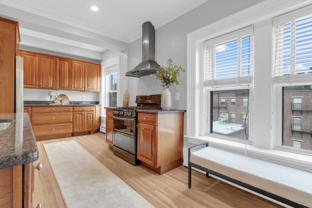 69 Rutland St 3, Boston, MA 02118