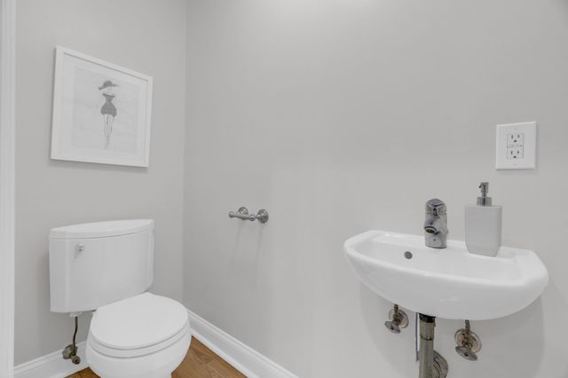 69 Rutland St 3, Boston, MA 02118