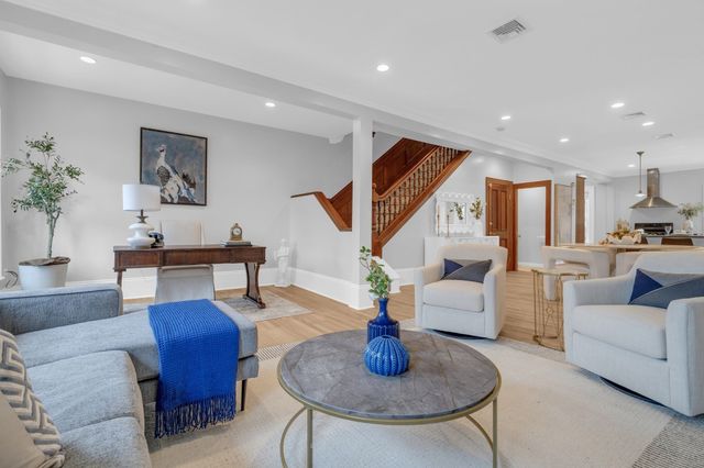 69 Rutland St 3, Boston, MA 02118
