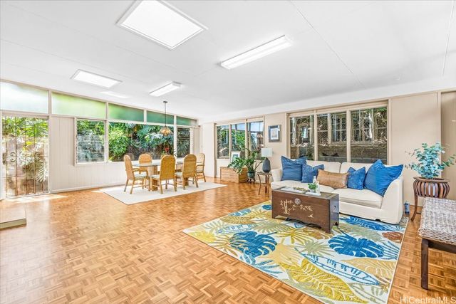2618 Ferdinand Avenue, Honolulu, HI 96822